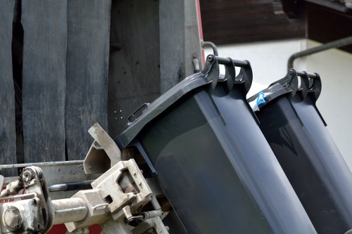 Choosing the right commercial waste removal partner in Bermondsey